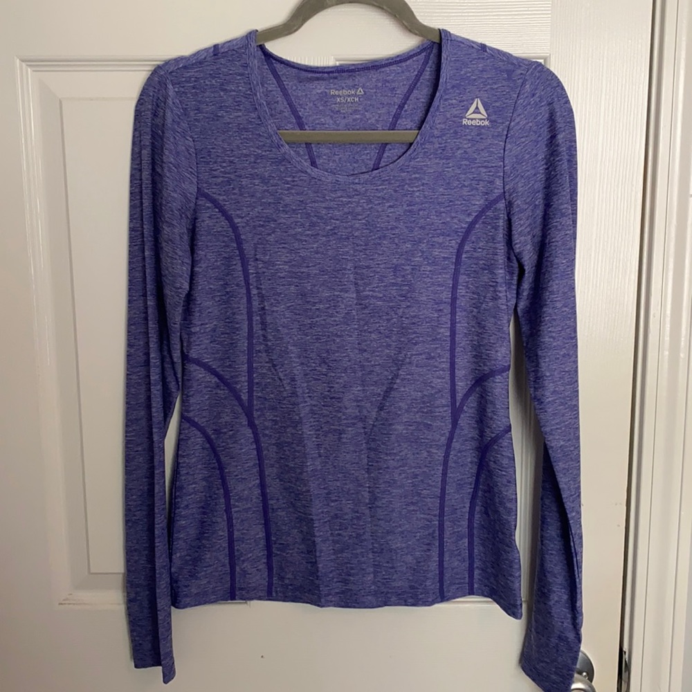 Reebok workout long sleeve top